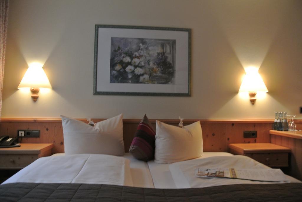 Akzent Hotel Am Bach Dettelbach Ngoại thất bức ảnh