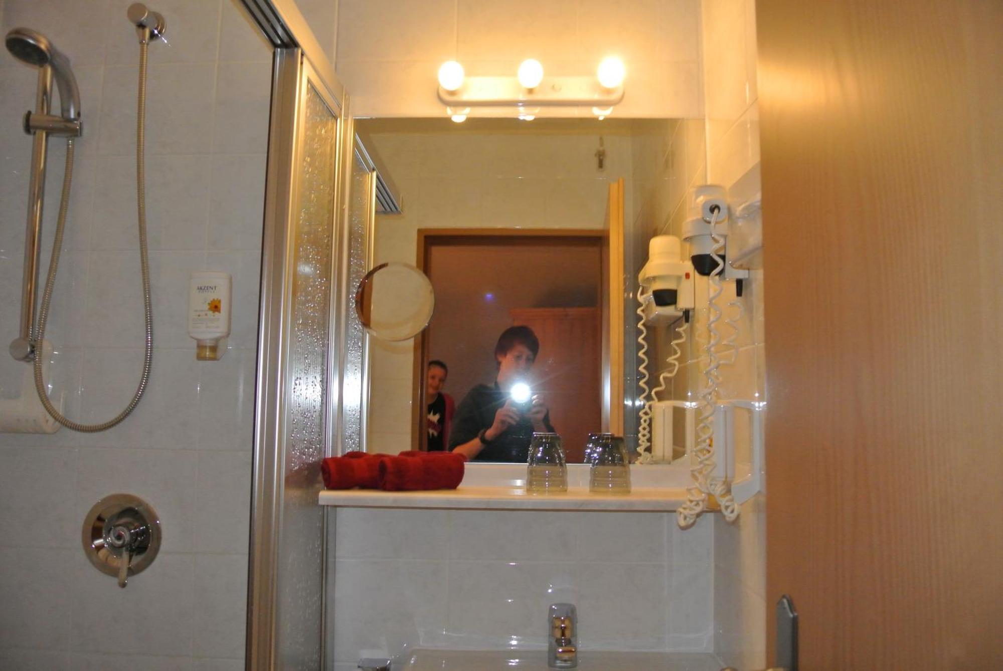 Akzent Hotel Am Bach Dettelbach Ngoại thất bức ảnh