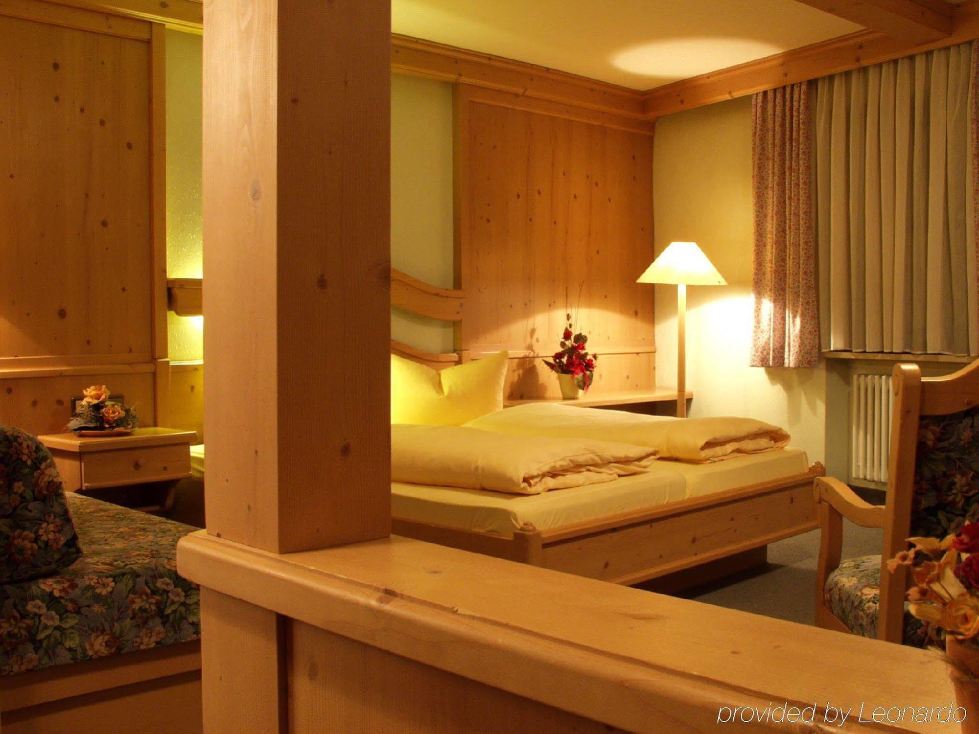 Akzent Hotel Am Bach Dettelbach Ngoại thất bức ảnh